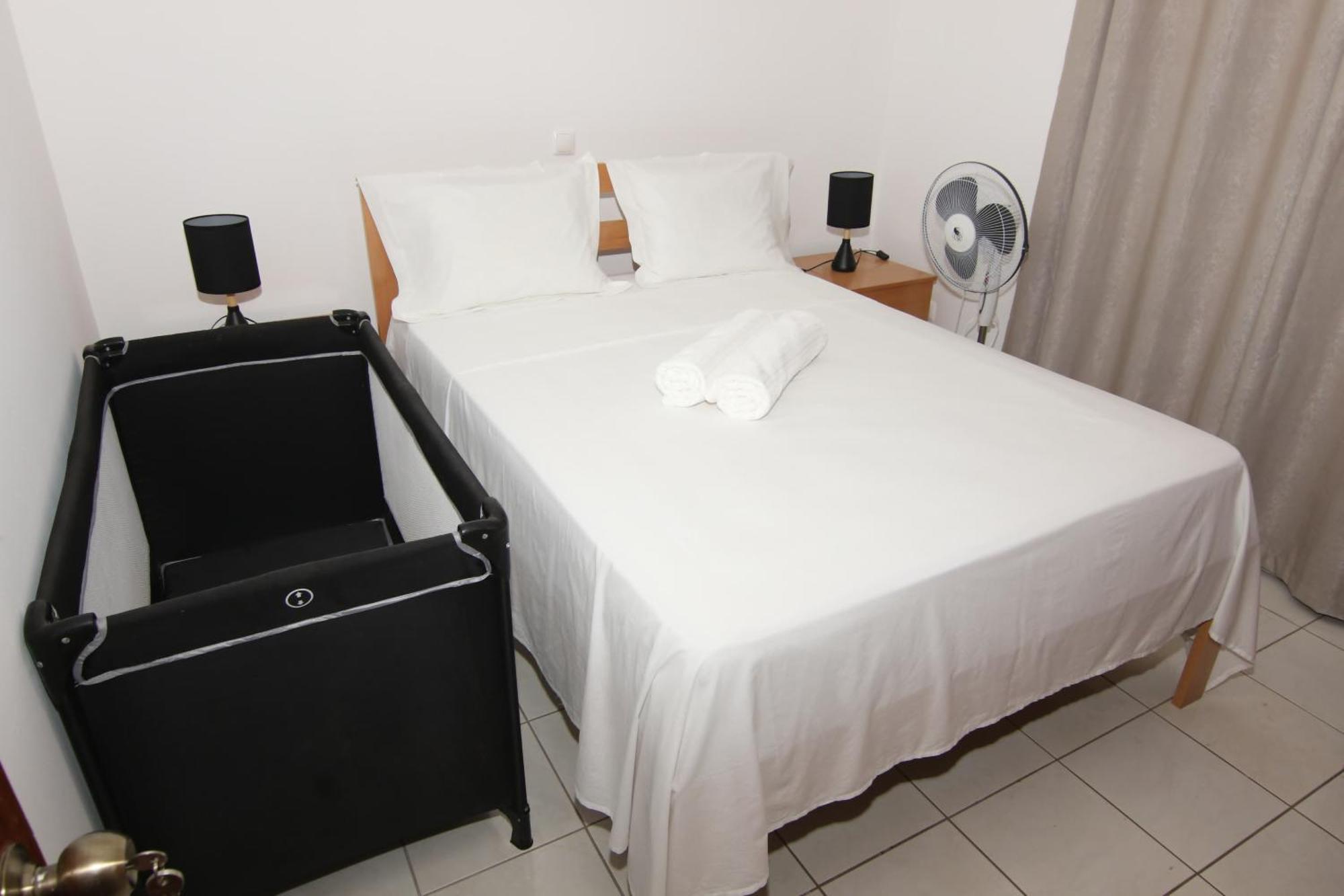 Kasa Tabuga Apartment Porto Novo  Luaran gambar